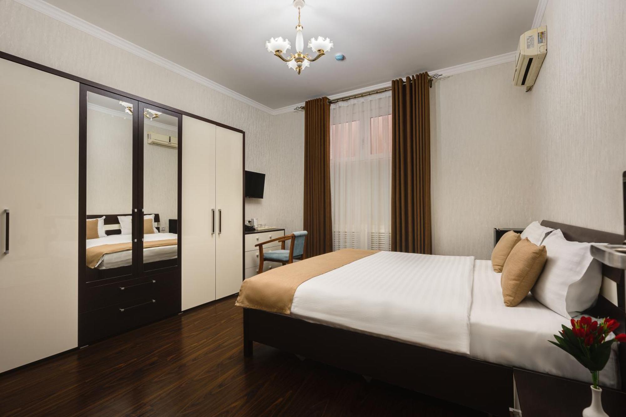 Shoxjahon Hotel - 600 Mbps Internet Tashkent Room photo